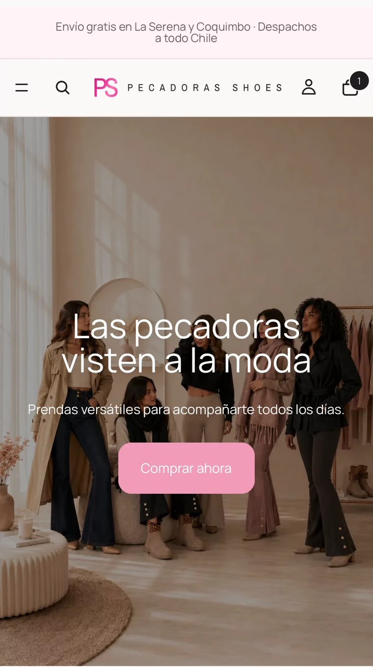 Portada de la tienda en un celular: una franja con las condiciones de envío, el menú con buscador y carrito, y una imagen grande con el mensaje «Las pecadoras visten a la moda» y un botón de comprar